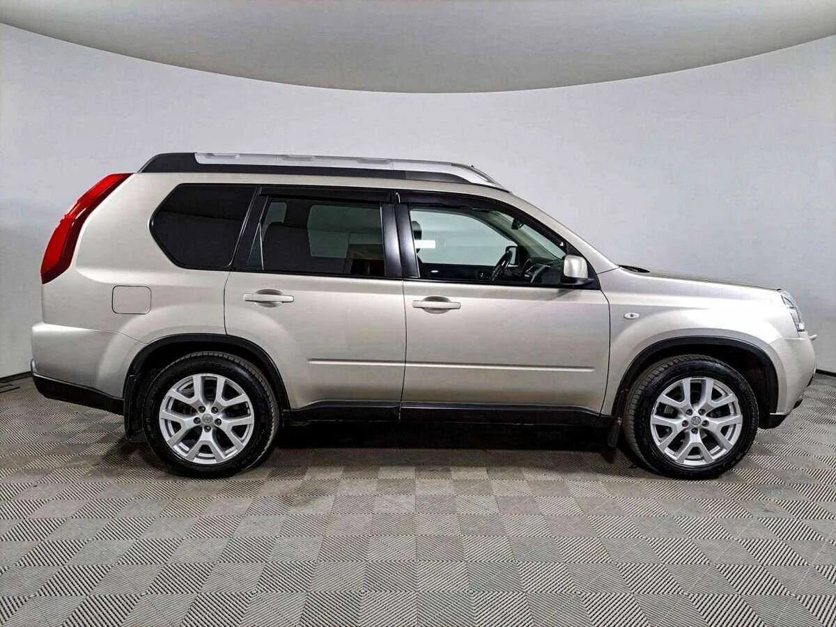 Nissan X Trail