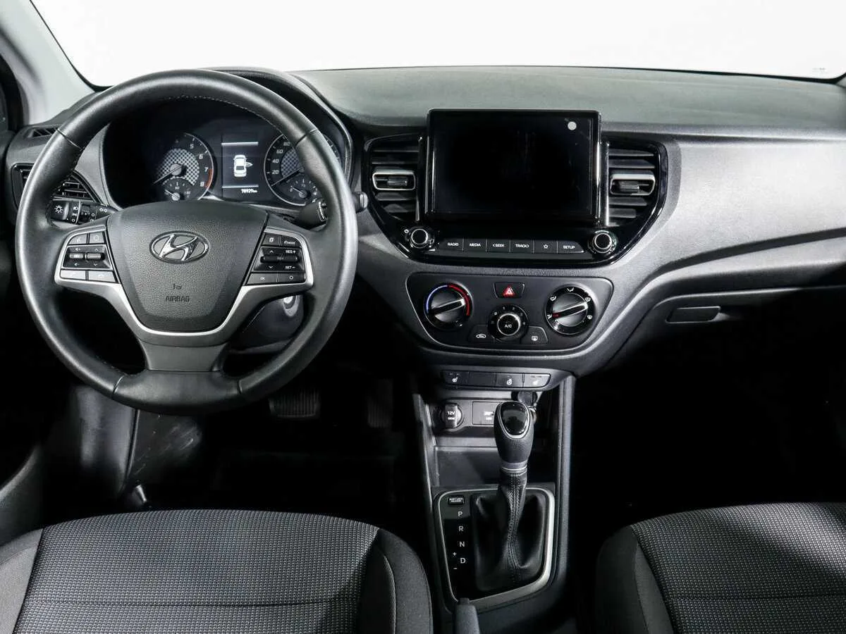 Hyundai Solaris