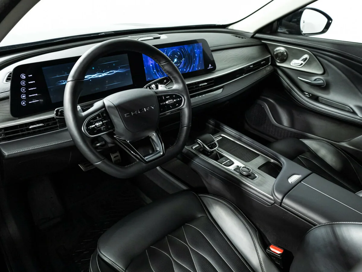 Chery Arrizo 8