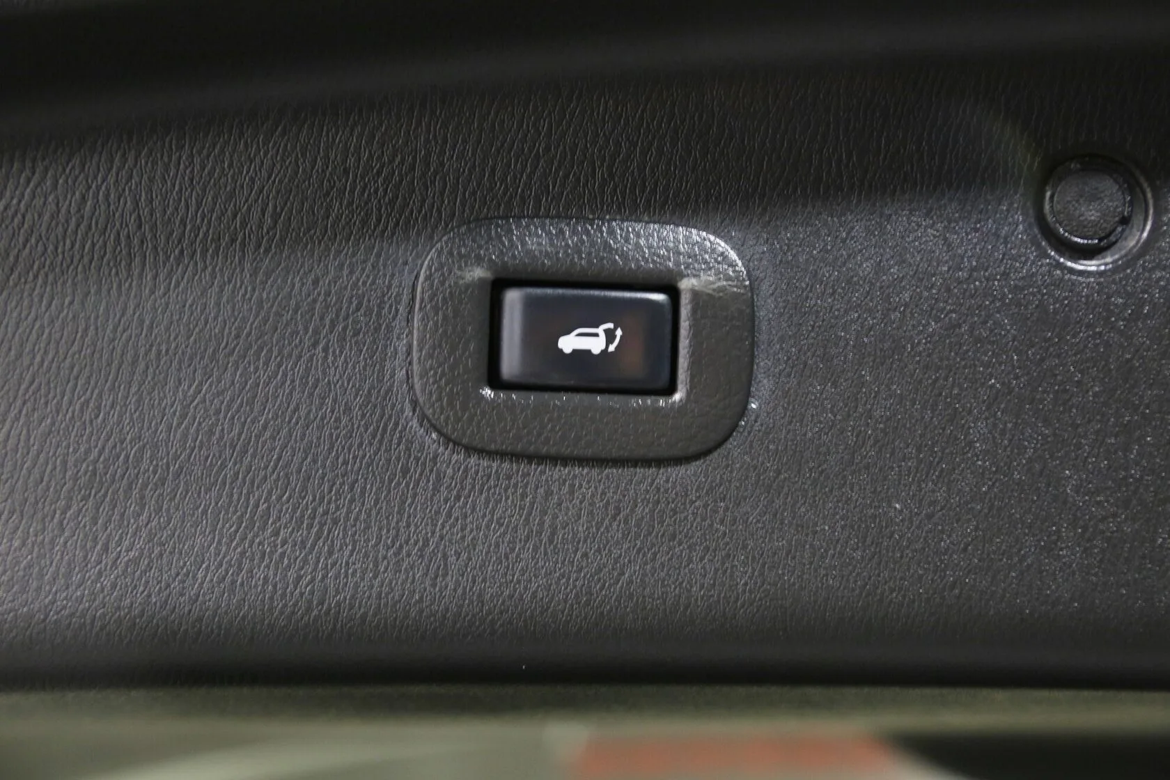 Infiniti QX56