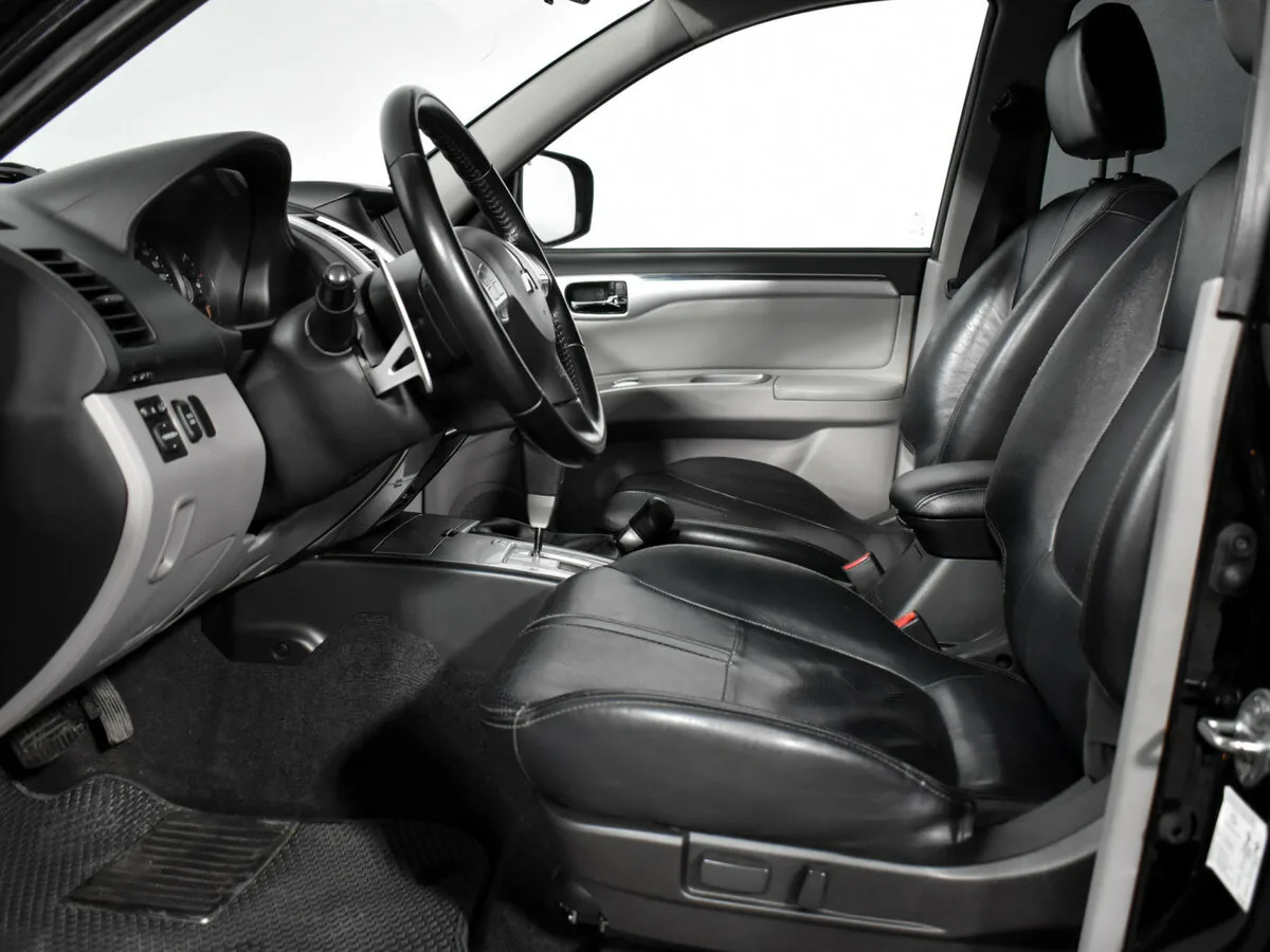 Mitsubishi Pajero Sport