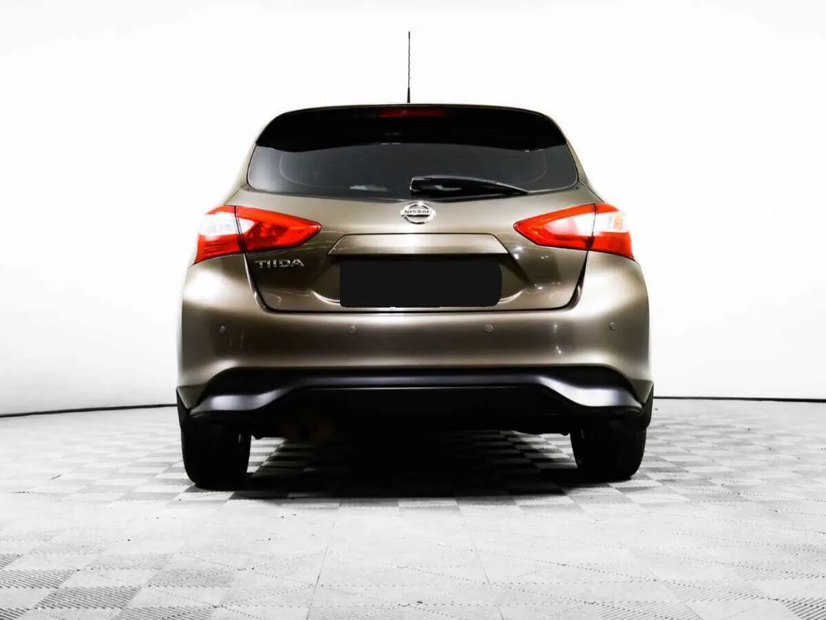 Nissan Tiida