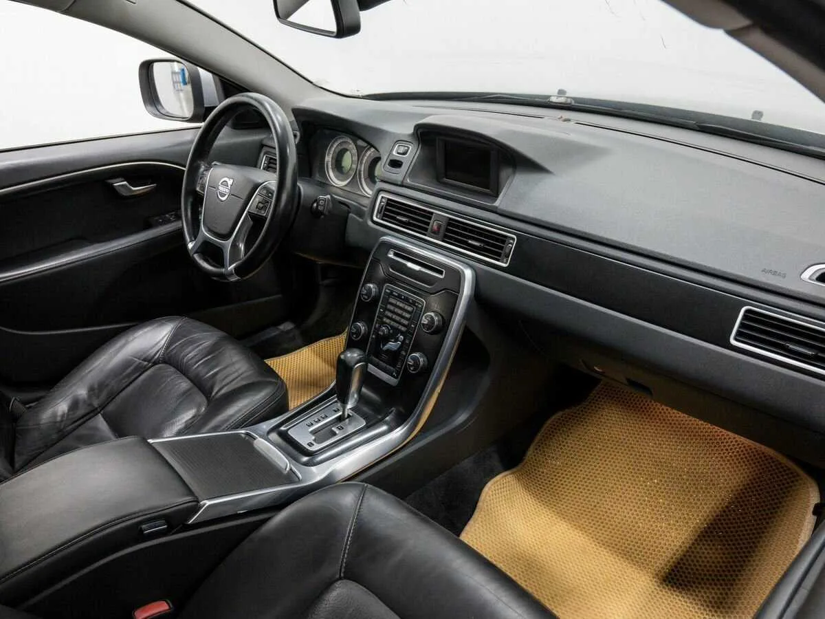 Volvo XC70