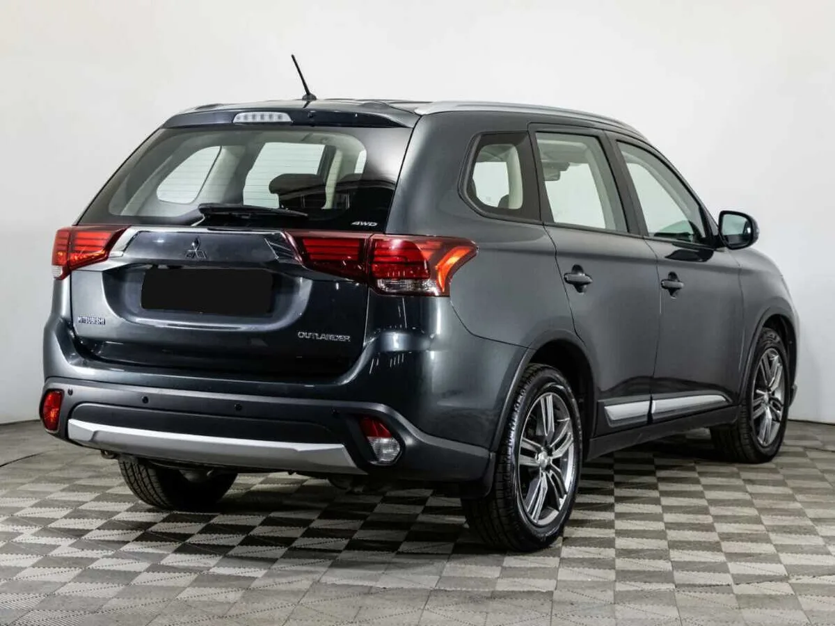 Mitsubishi Outlander