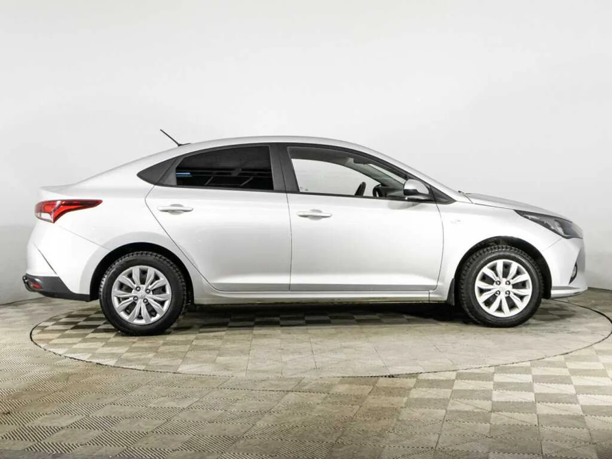 Hyundai Solaris