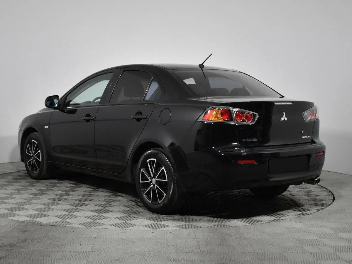 Mitsubishi Lancer