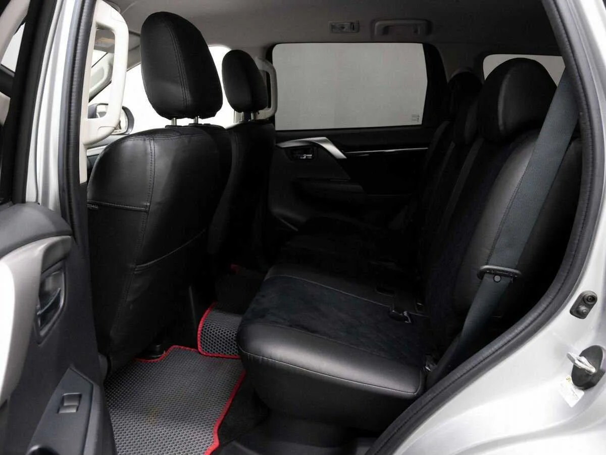 Mitsubishi Pajero Sport