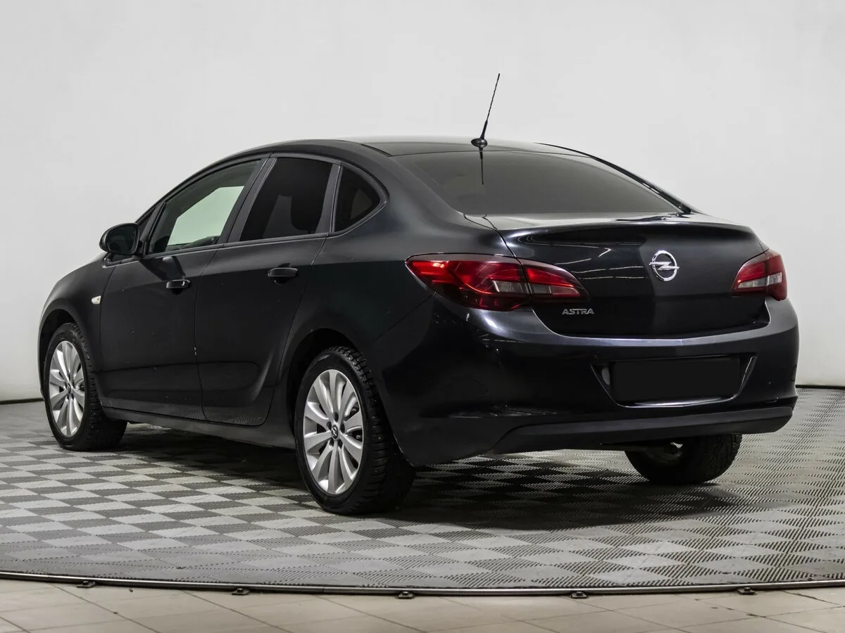 Opel Astra