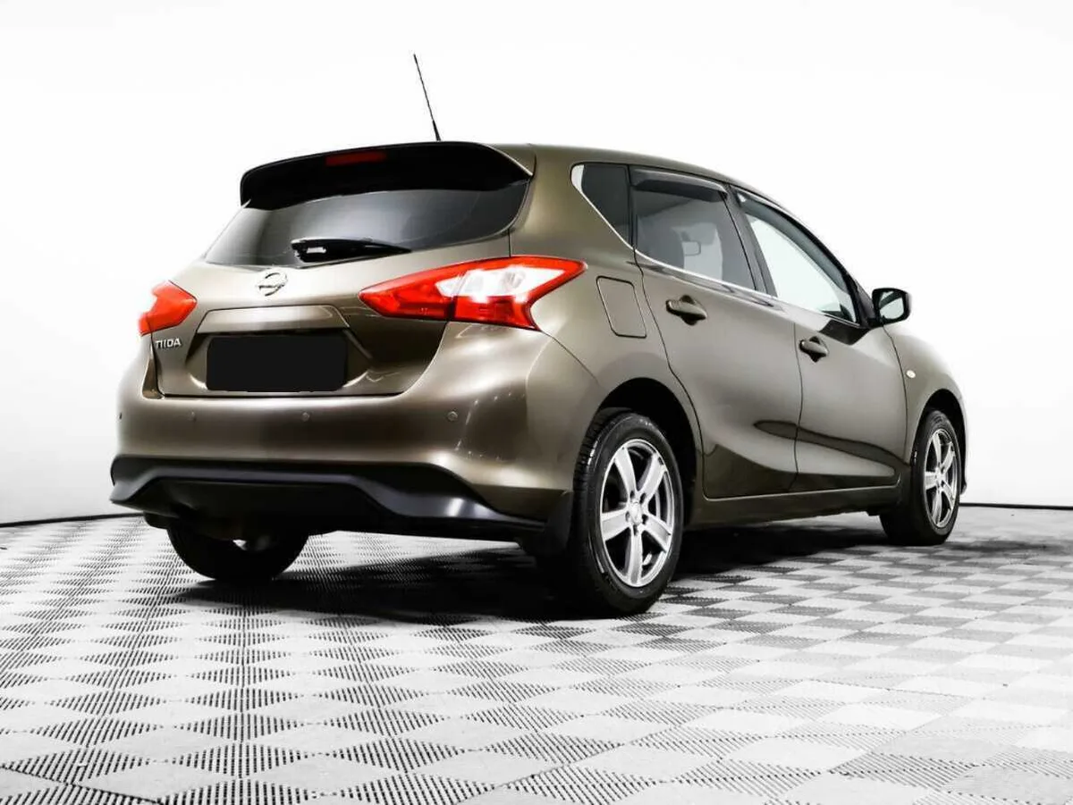 Nissan Tiida