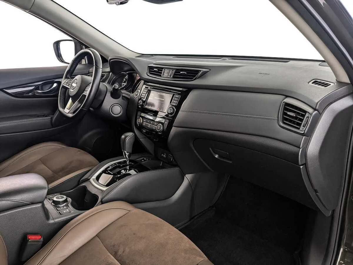 Nissan X Trail