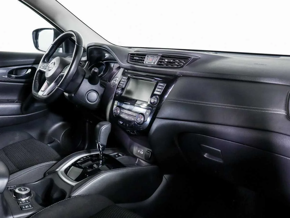 Nissan X Trail