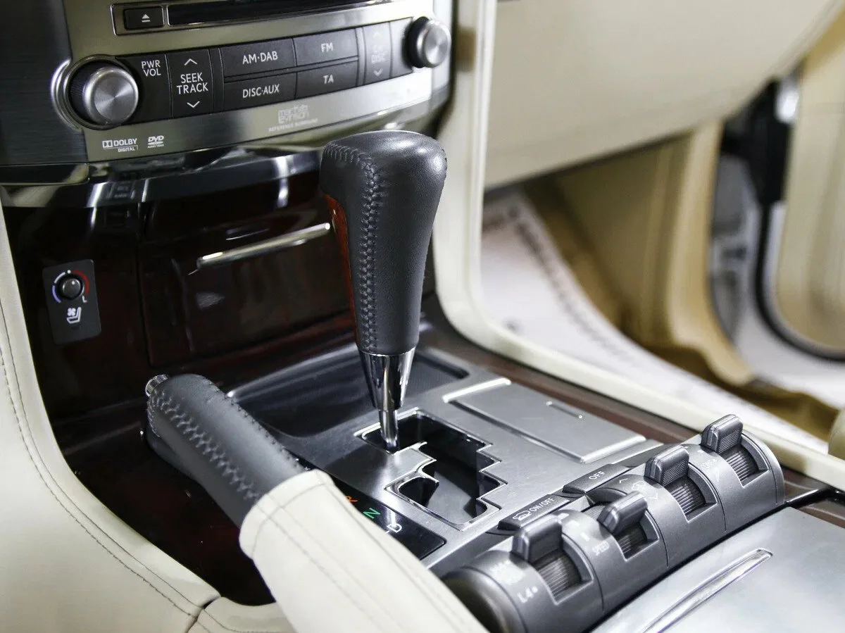 Lexus LX