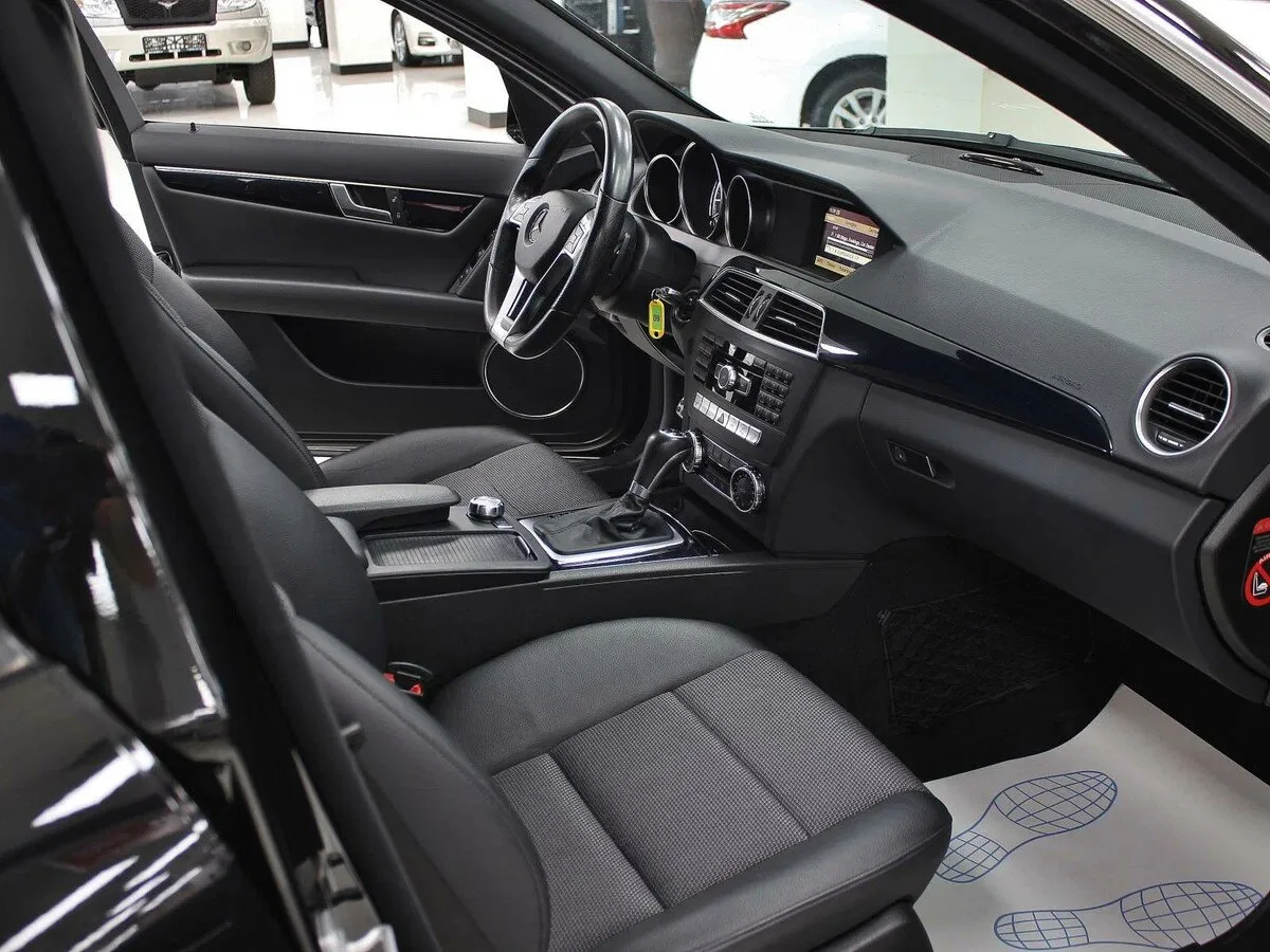 Mercedes-Benz C-Класс