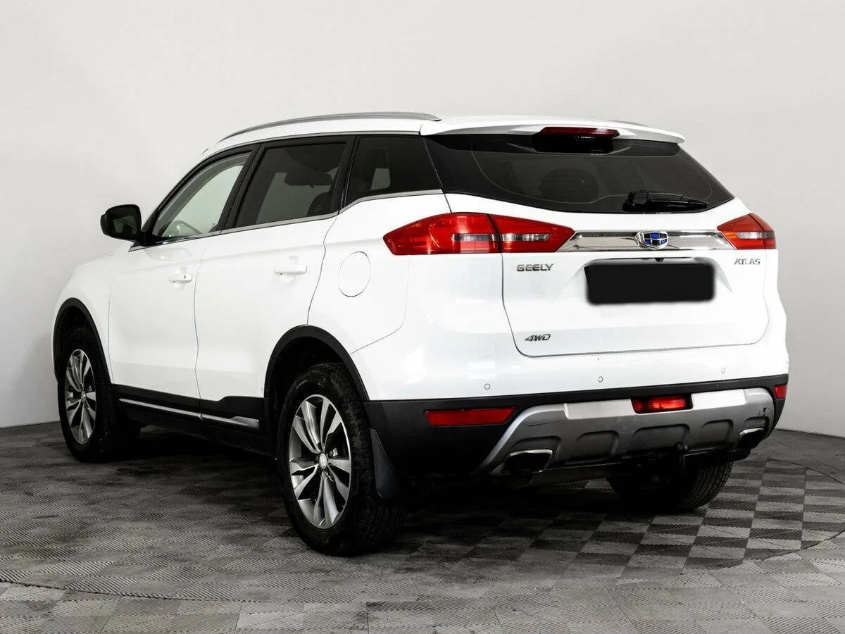 Geely Atlas