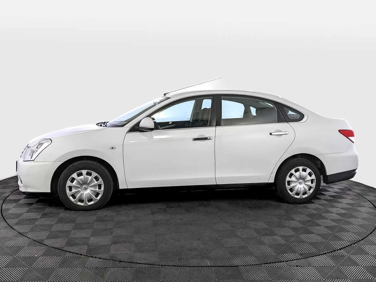 Nissan Almera