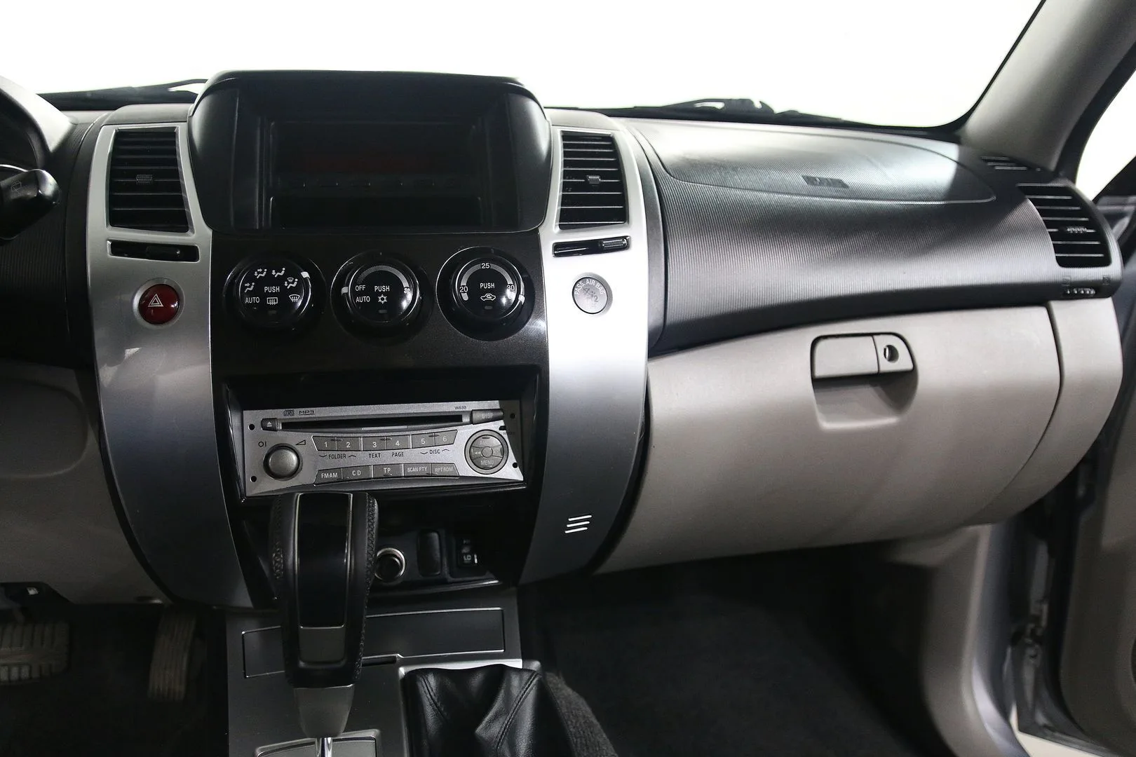 Mitsubishi Pajero Sport