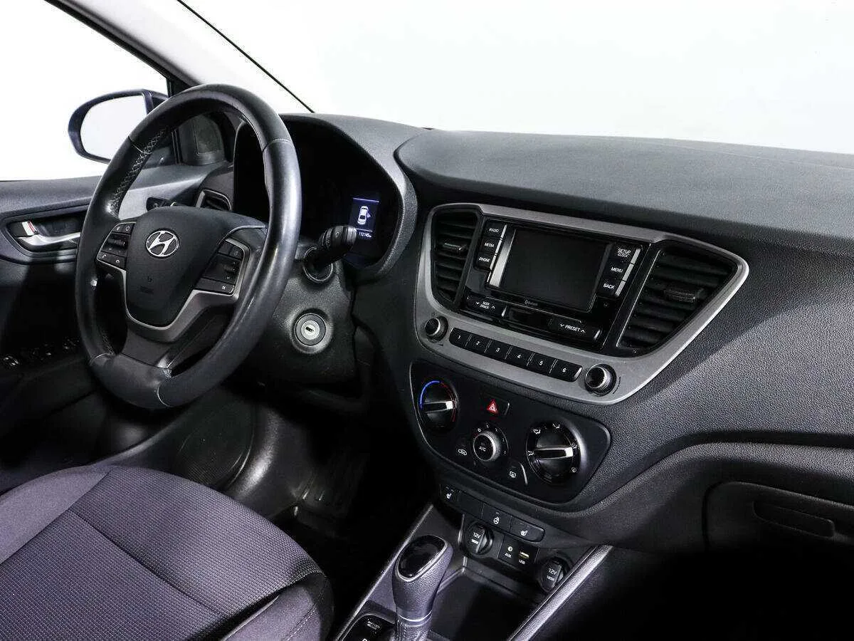 Hyundai Solaris