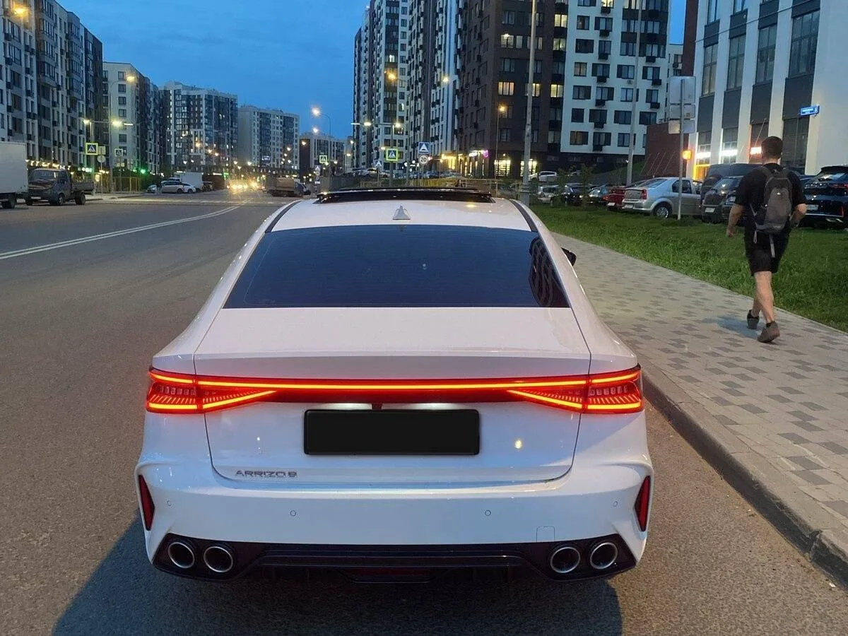 Chery Arrizo 8