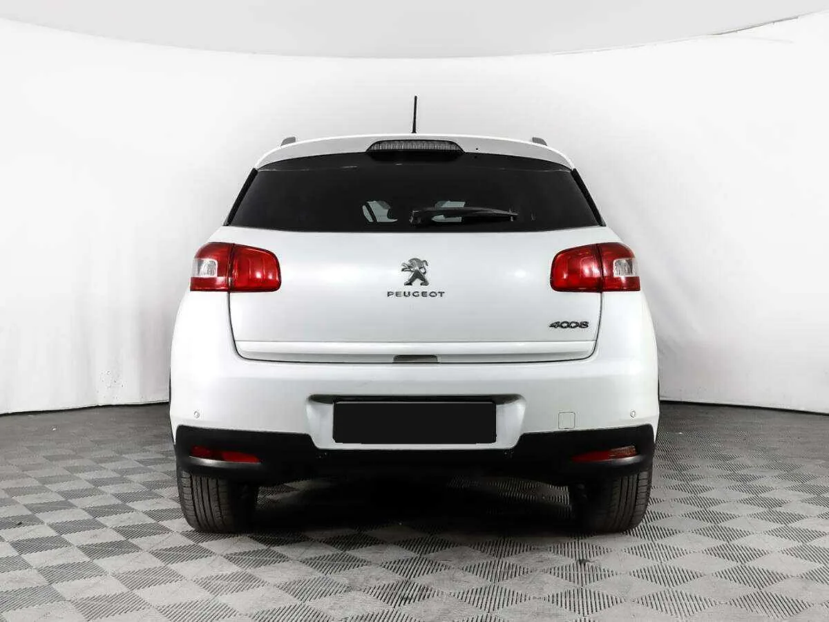 Peugeot 4008