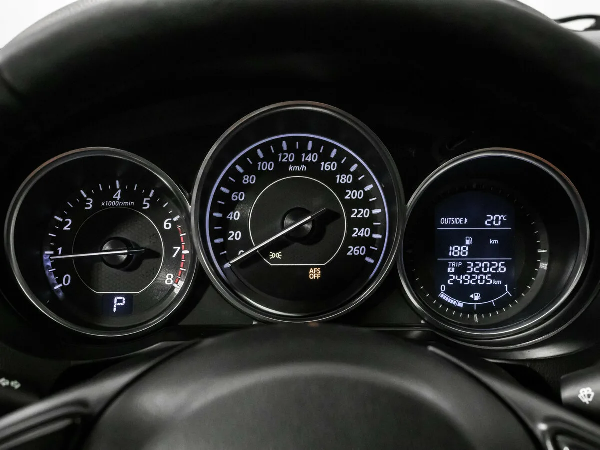 Mazda 6