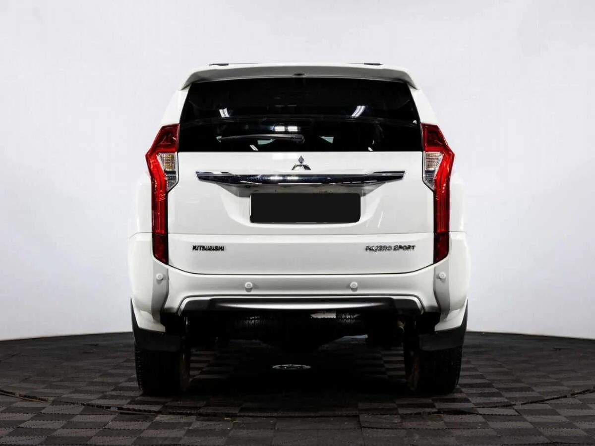 Mitsubishi Pajero Sport
