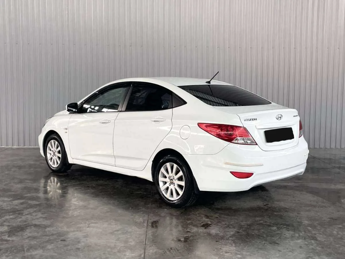 Hyundai Solaris