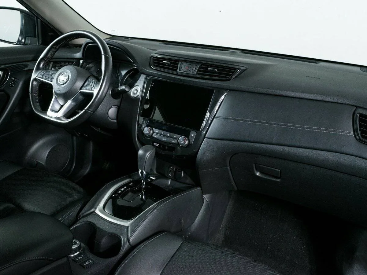 Nissan X Trail