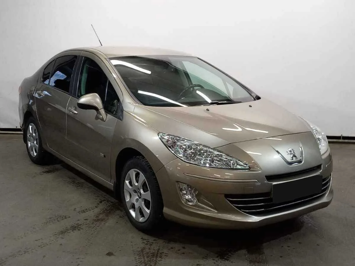 Peugeot 408