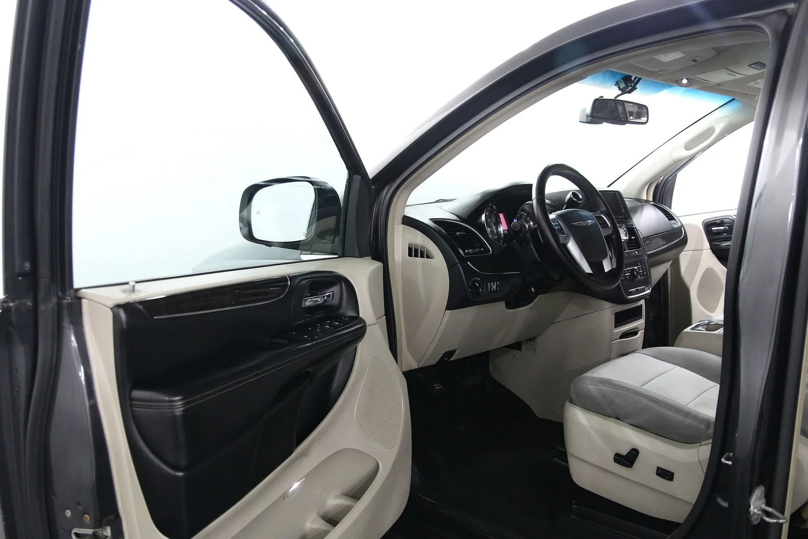 Chrysler Town &amp; Country
