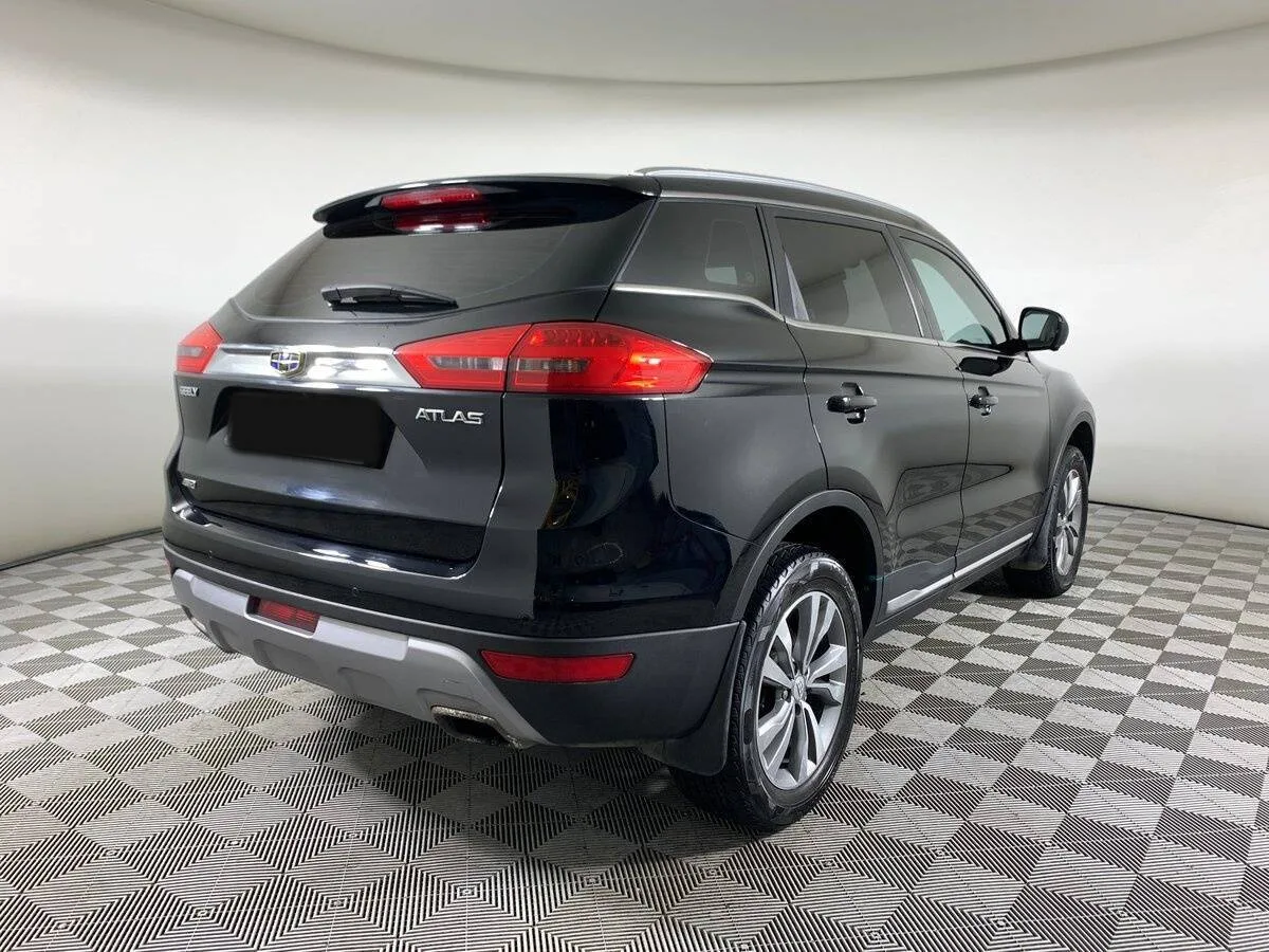 Geely Atlas