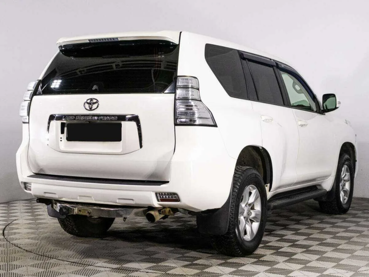 Toyota Land Cruiser Prado