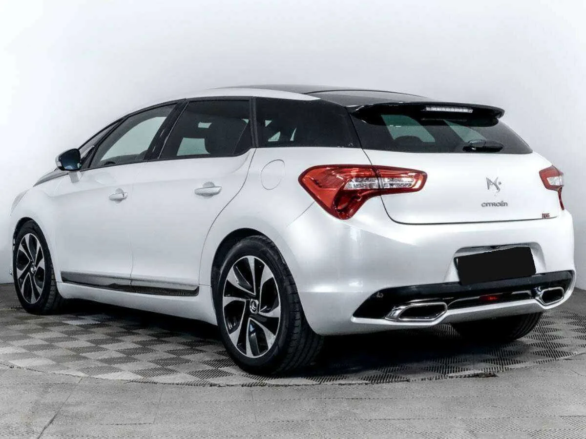 Citroen DS5