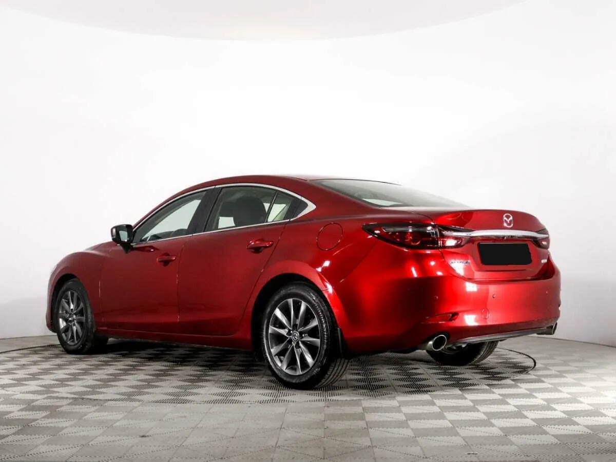 Mazda 6