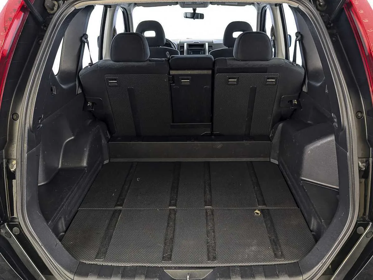 Nissan X Trail