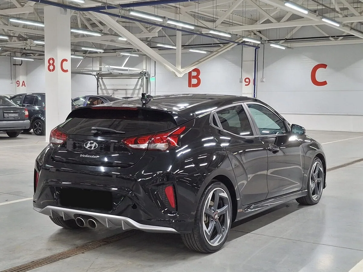Hyundai Veloster