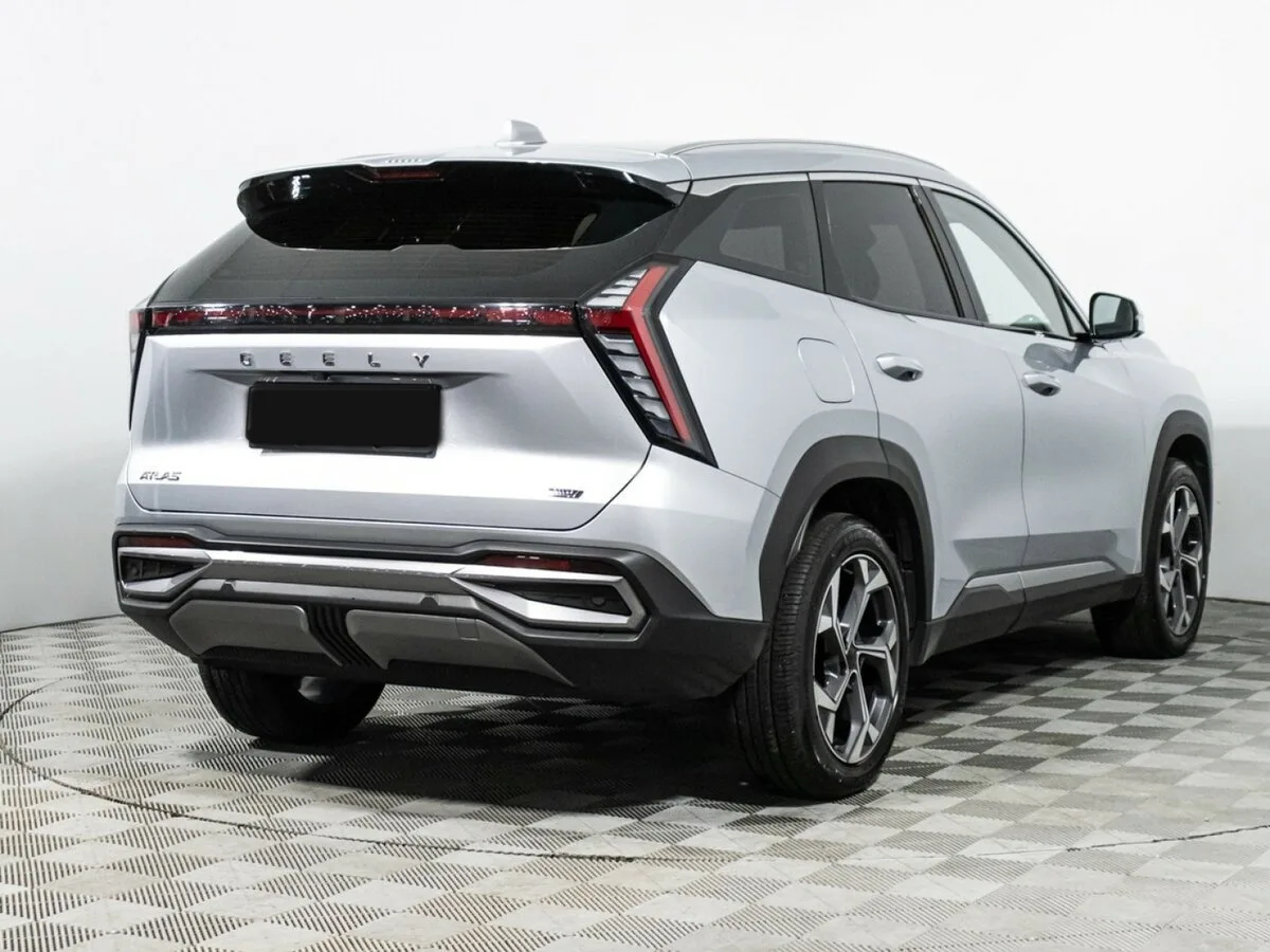 Geely Atlas