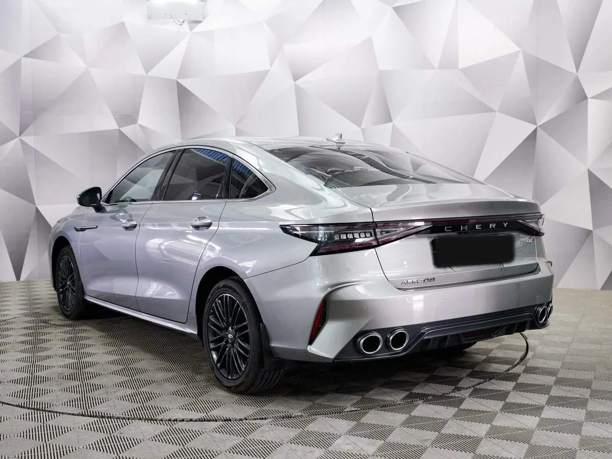 Chery Arrizo 8