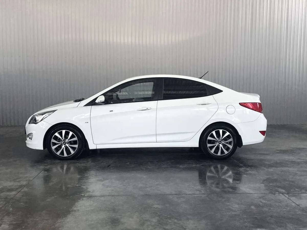 Hyundai Solaris