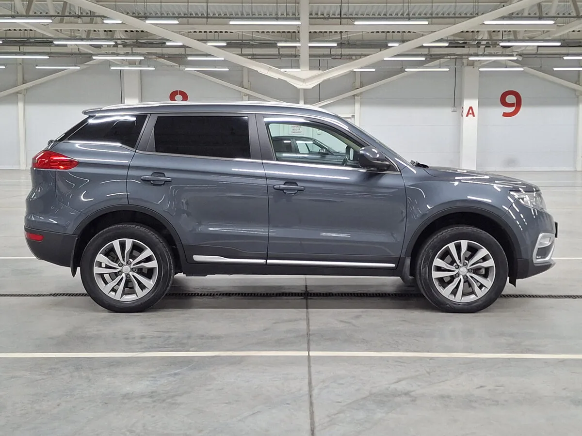 Geely Atlas