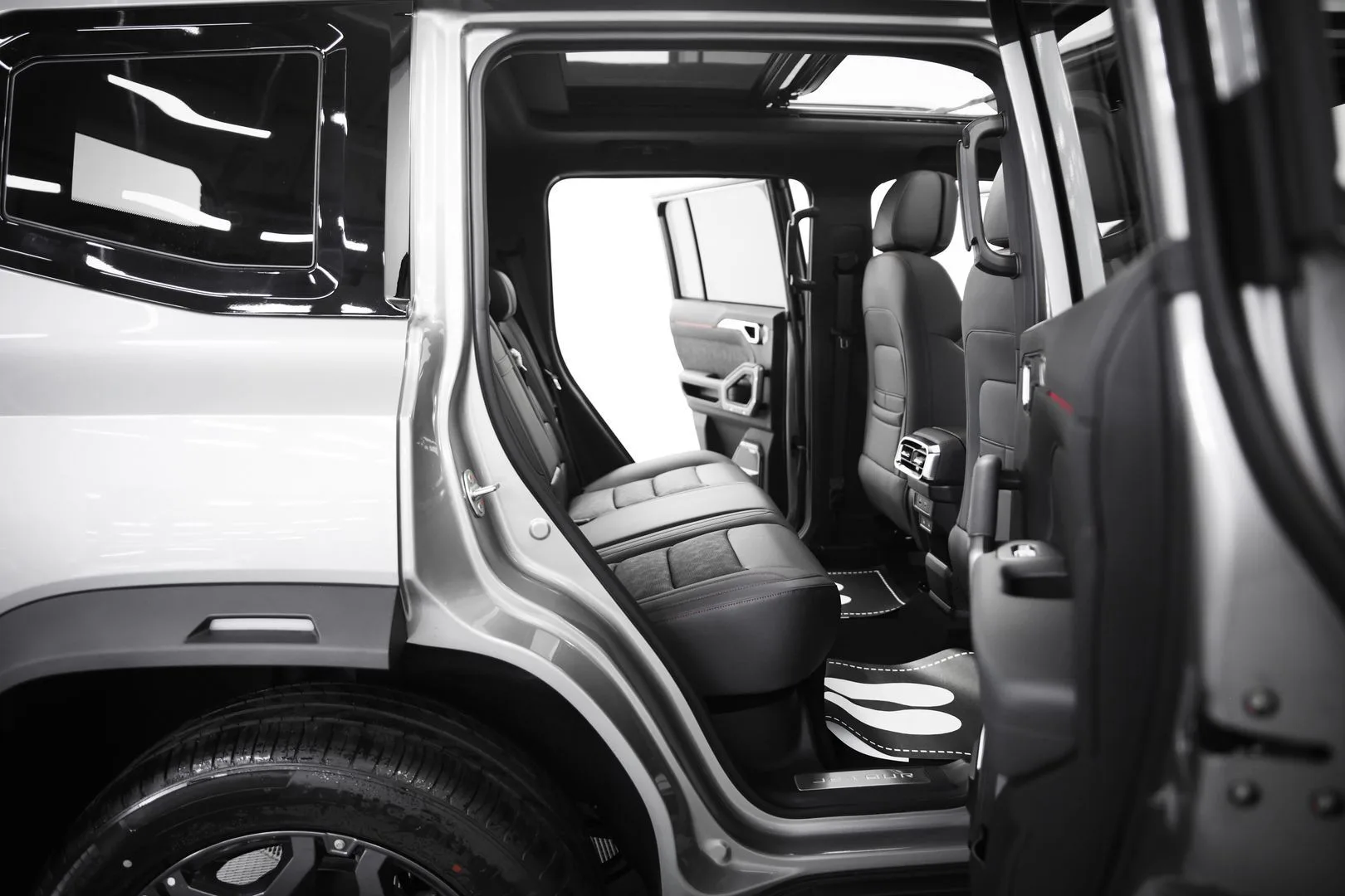 Jetour T2