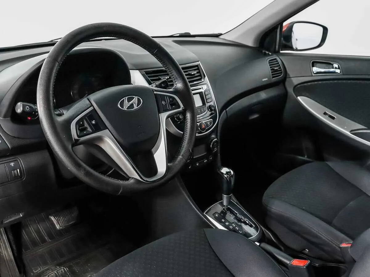 Hyundai Solaris