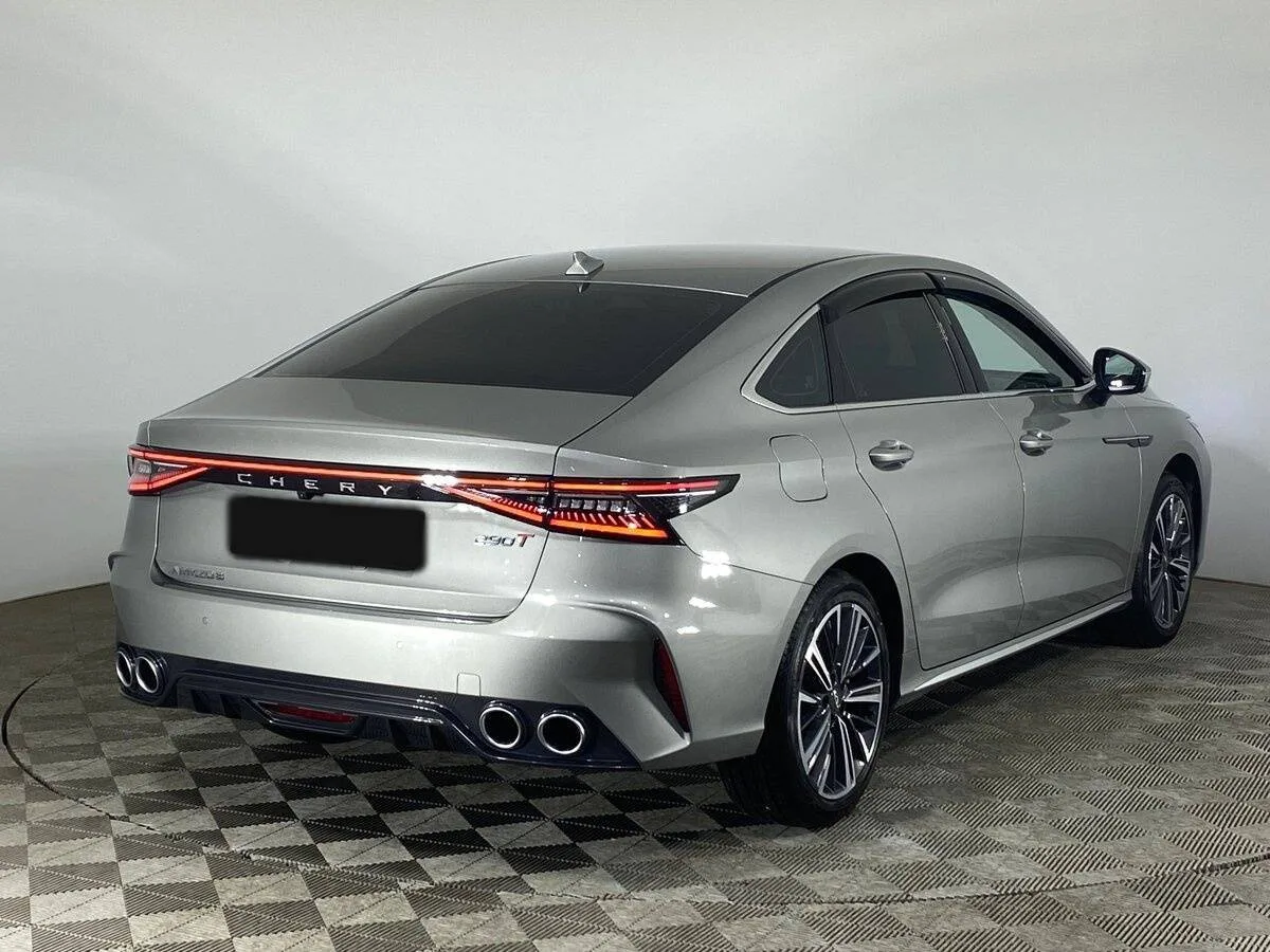 Chery Arrizo 8