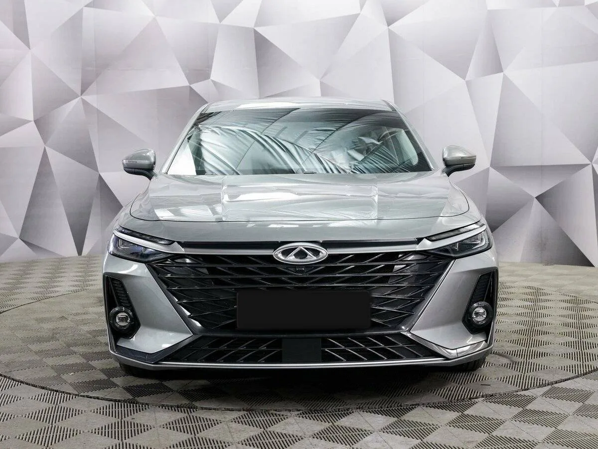 Chery Arrizo 8