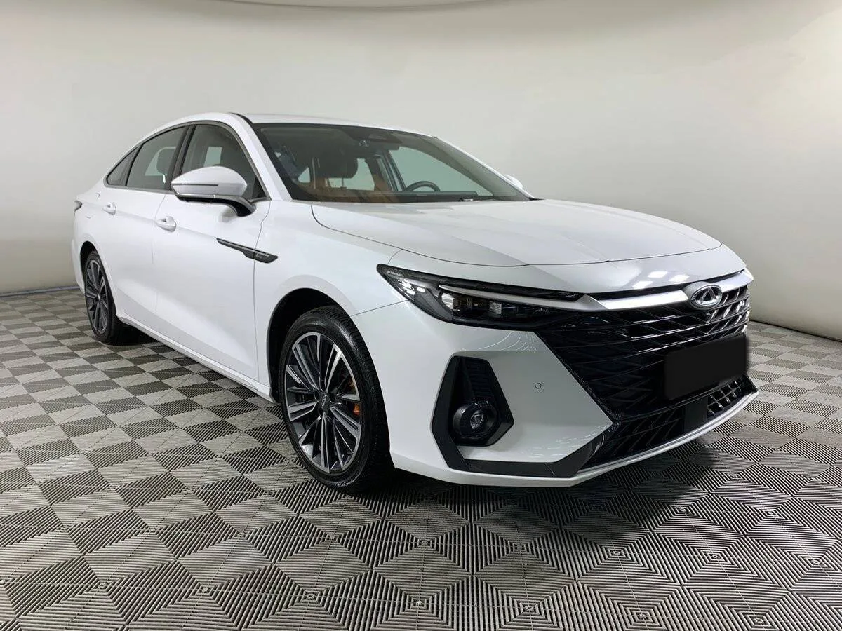 Chery Arrizo 8