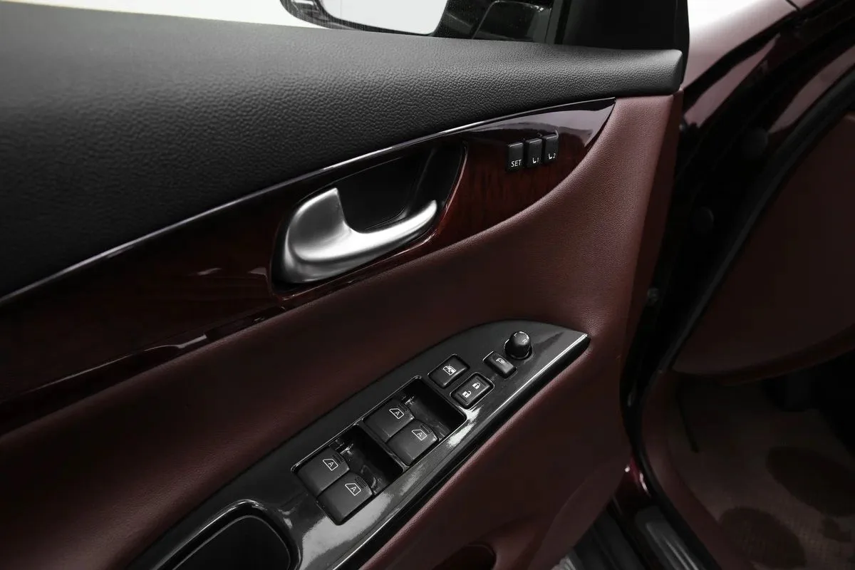 Infiniti QX50