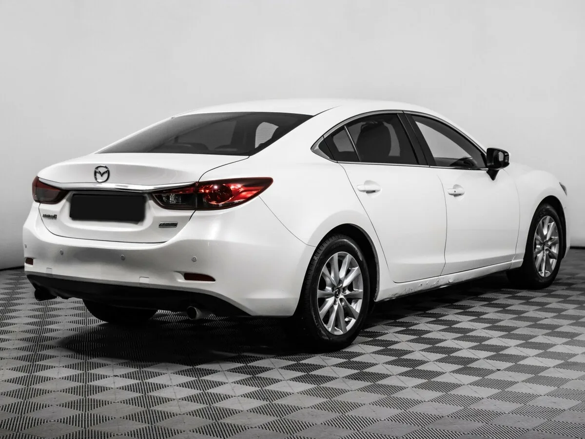Mazda 6