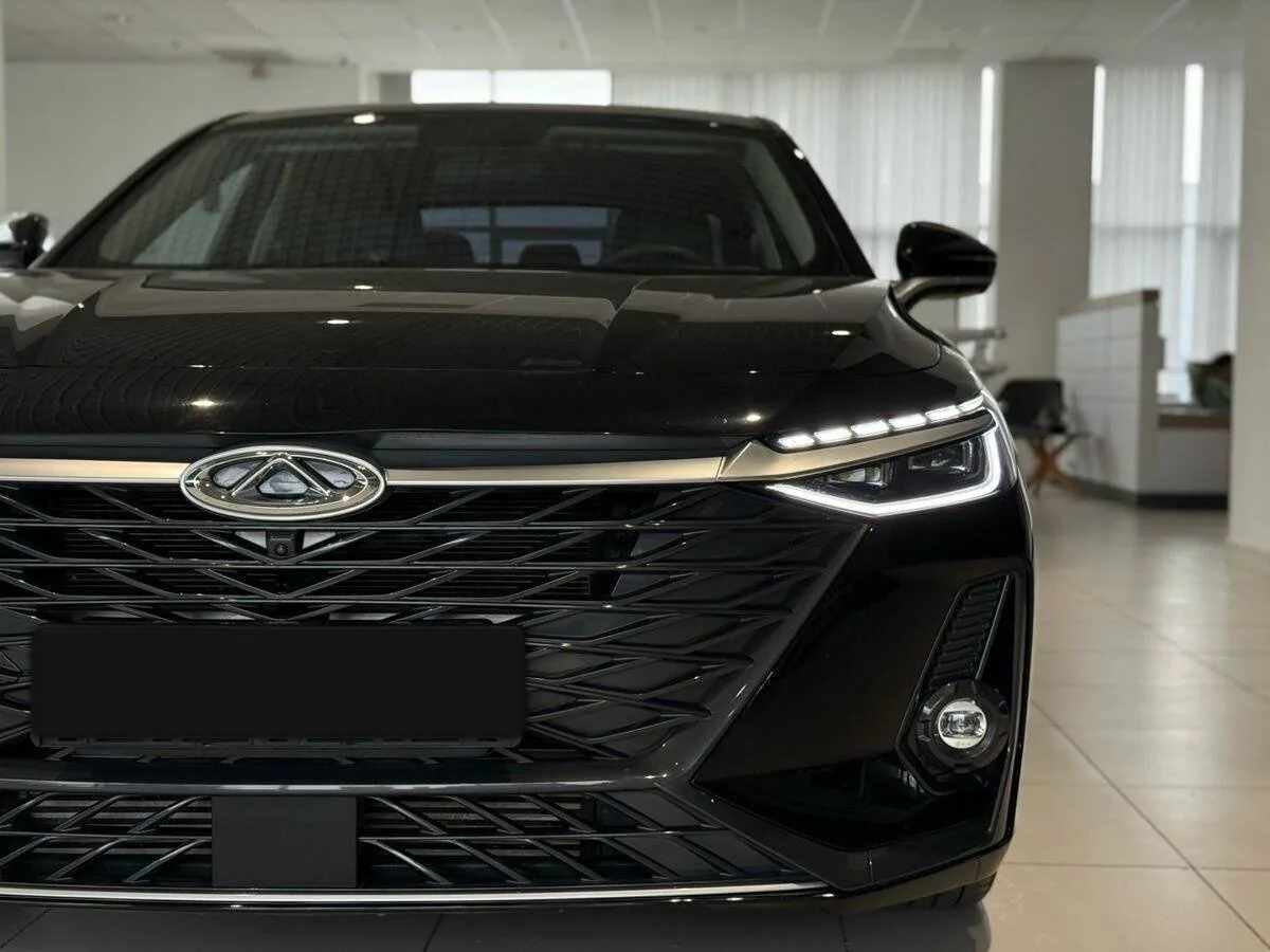 Chery Arrizo 8