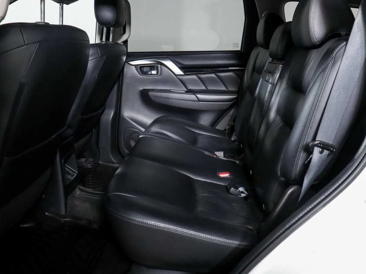 Mitsubishi Pajero Sport