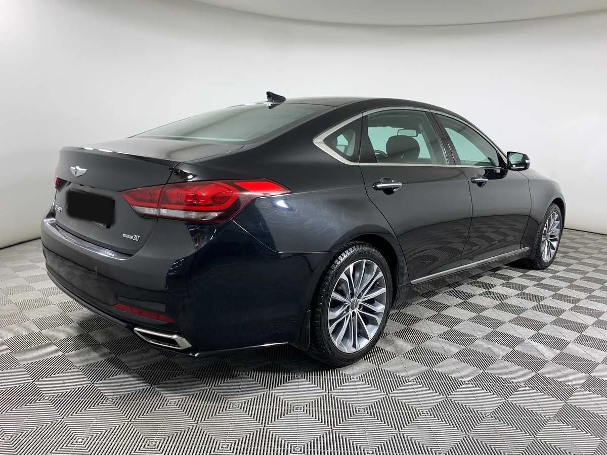 Hyundai Genesis
