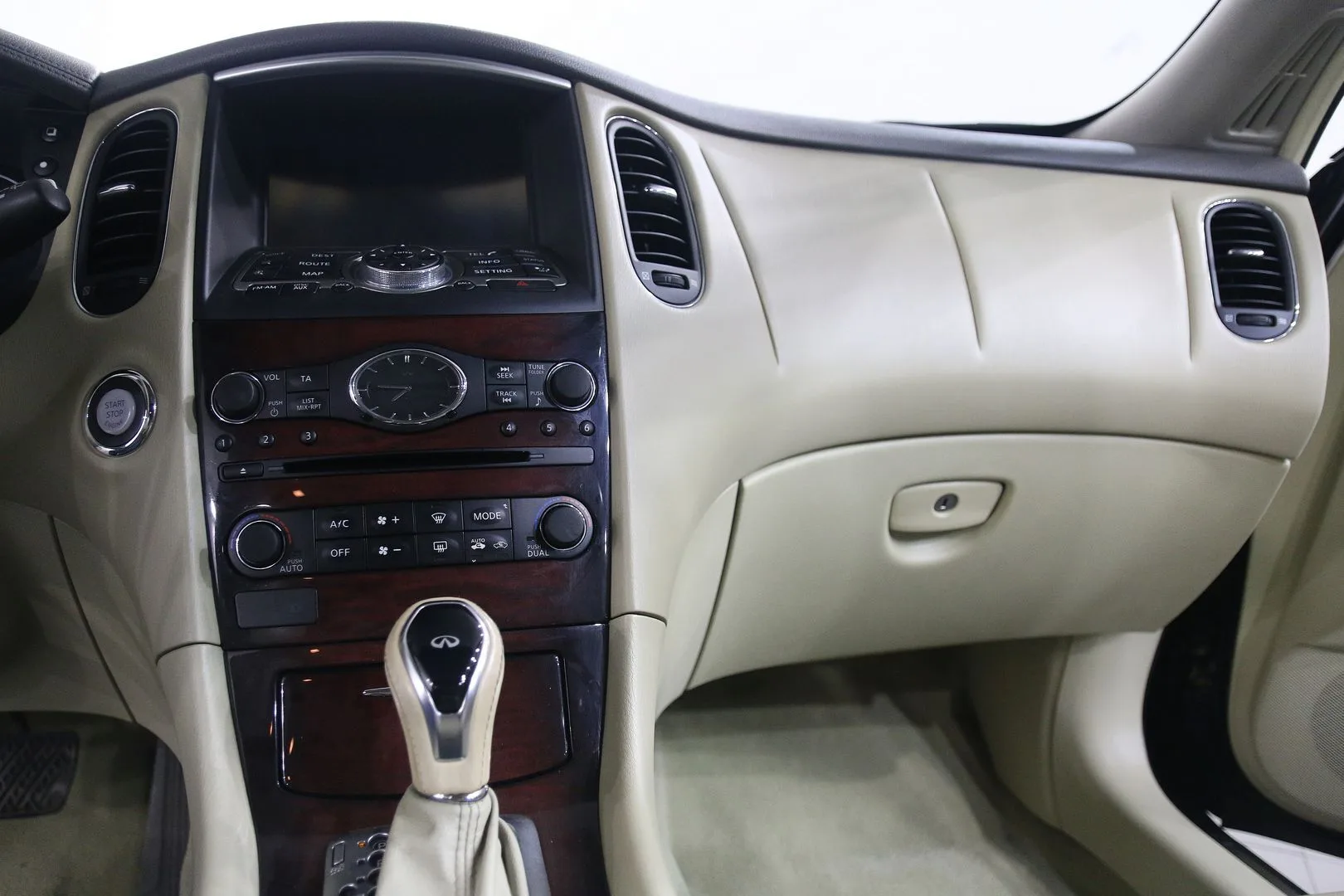 Infiniti QX50